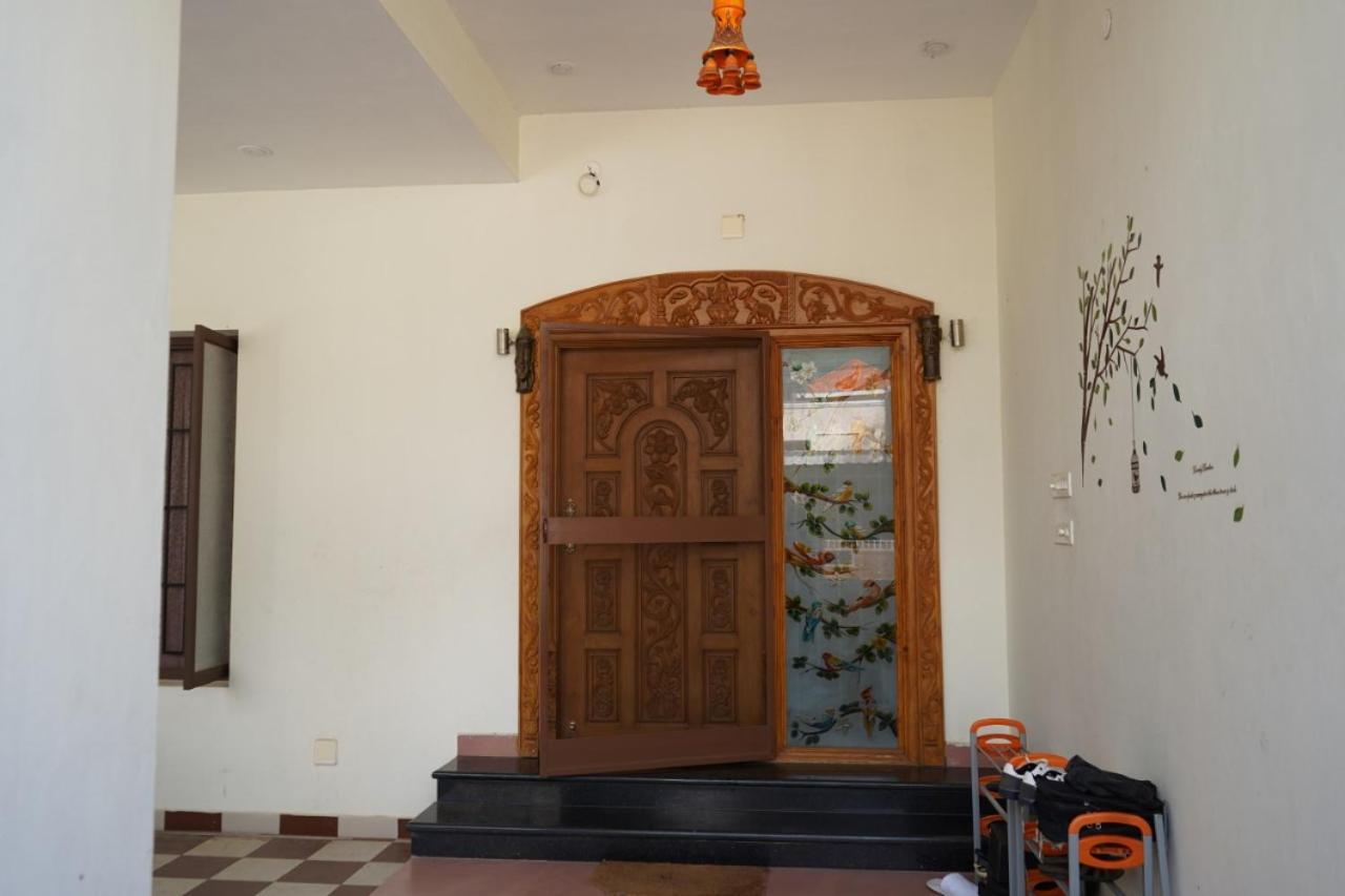 Sremethila Homestay Marudhamalai 外观 照片