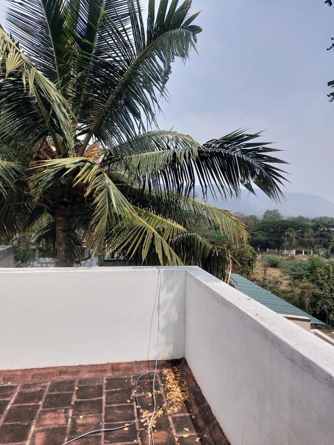 Sremethila Homestay Marudhamalai 外观 照片